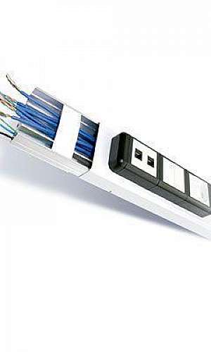 Canaleta com tampa Canaleta com tampa