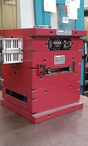 Fabricação de moldes de injeção Fabricação de moldes de injeção