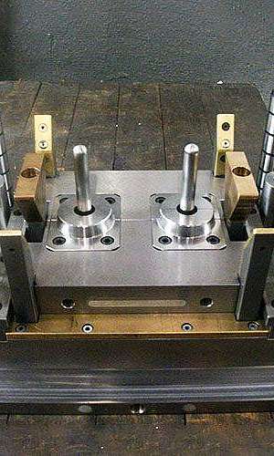 Fabricante de molde de injeção de preformas Fabricante de molde de injeção de preformas