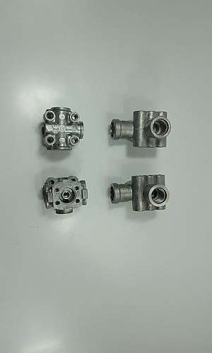 Ferramentaria de moldes para Zamak e alumínio Ferramentaria de moldes para Zamak e alumínio