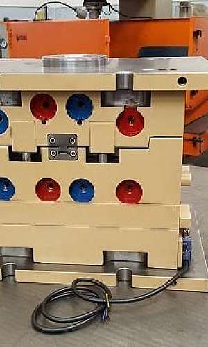 Moldes para injeção de peças plásticas Moldes para injeção de peças plásticas