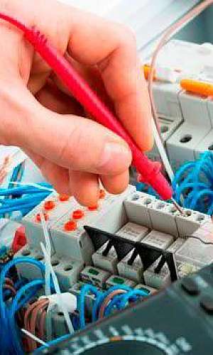 Terceirização de Serviços de Manutenção Industrial Terceirização de Serviços de Manutenção Industrial