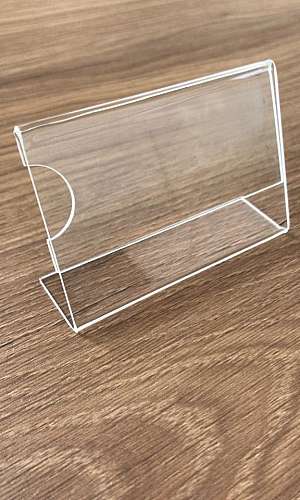 urnas no formato pirâmide urnas no formato pirâmide